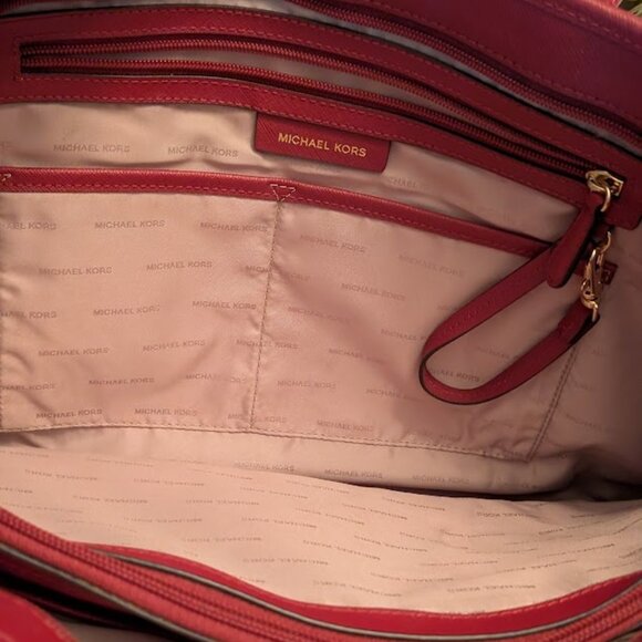 O2 MICHAEL KORS Cranberry Large Tote (NWOT) - Picture 10 of 10